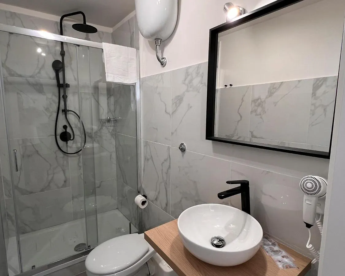 Cozy Rooms Napoli Bed & Breakfast Naples